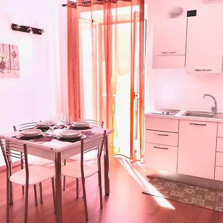 Casamare Apartment *